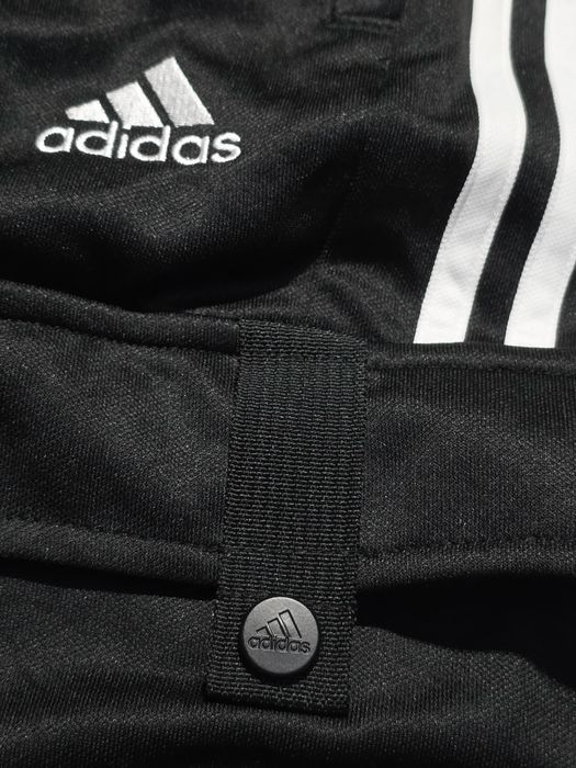 М розмір Adidas оригінальні спортивки штани адидас