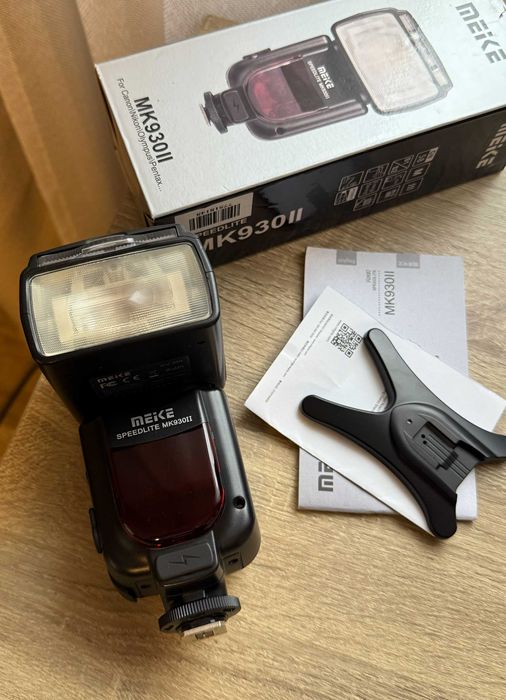 Cпалах Meike MK 930 ii