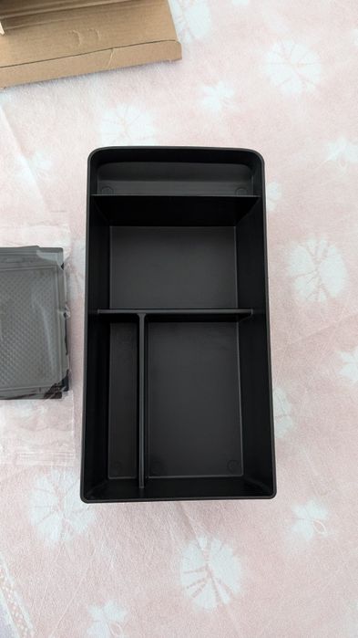 Caixa de armazenamento consola central VW/ Cupra Born