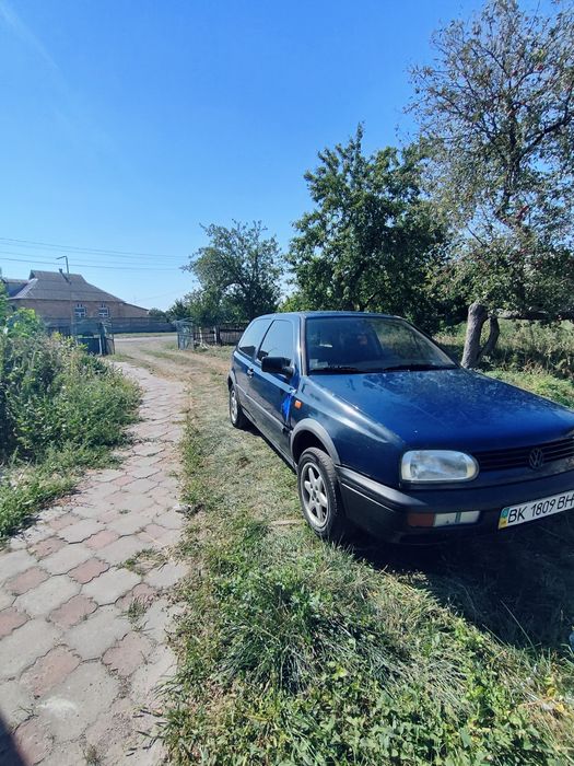 Volkswagen Golf 3 1994 рік 1.4 бензин