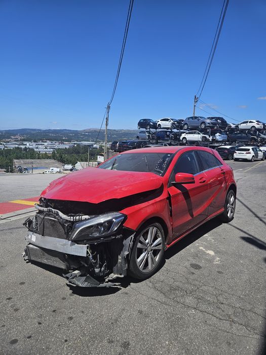 Mercedes-Benz Class A 200 CDi de 2017 para peças