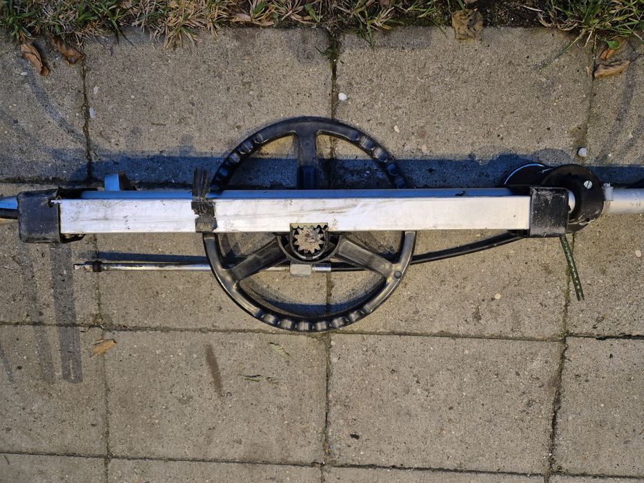 Sterociąg do pontonu układ kierowniczy do pontonu