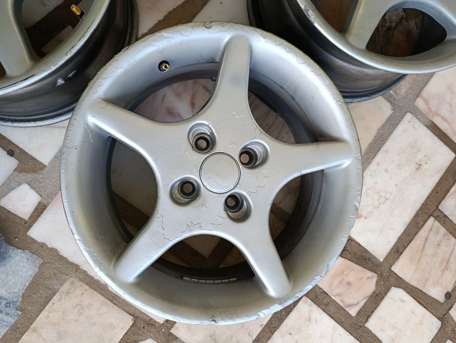 Jantes Especiais 15 4x100 7J ET35 Honda Toyota Nissan Opel Renualt