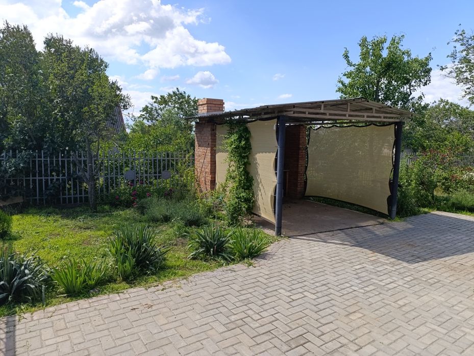 Продається дім в дачному кооперативі