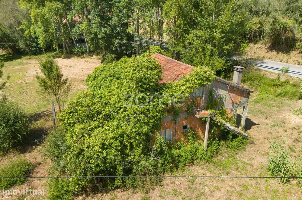 Moradia T2 | Lote com 550m2| Albergaria dos Doze | Abrigo do Simplex