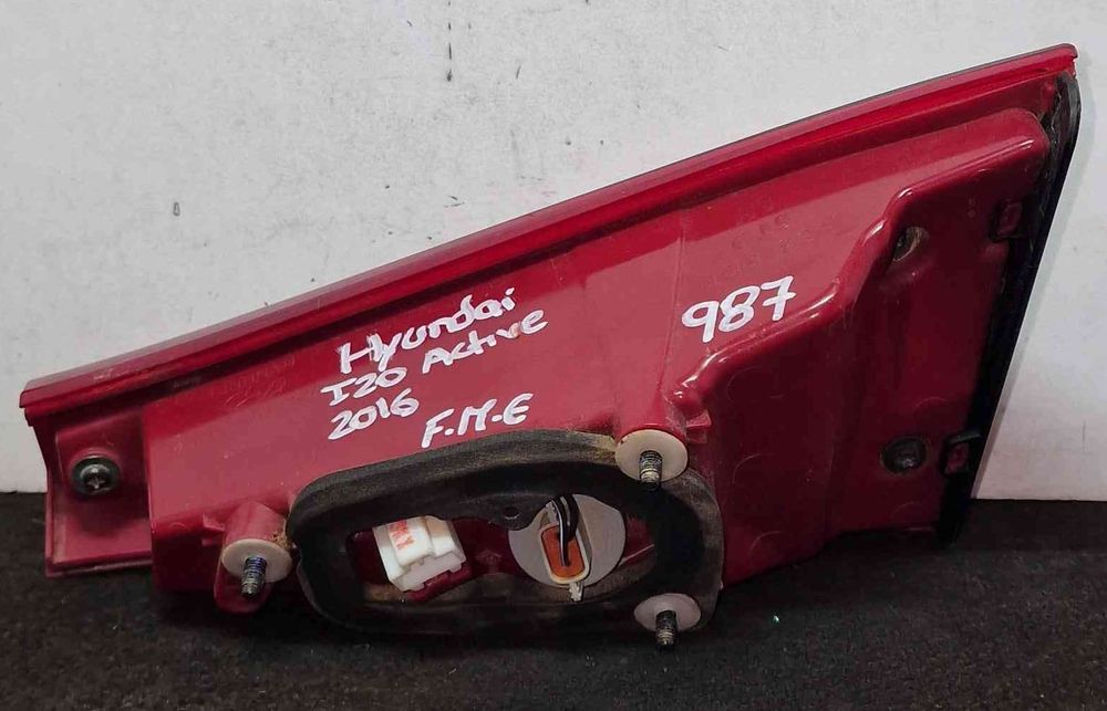 Farolim da Mala Esquerdo 92403-Q0000 - HYUNDAI i20 ACTIVE