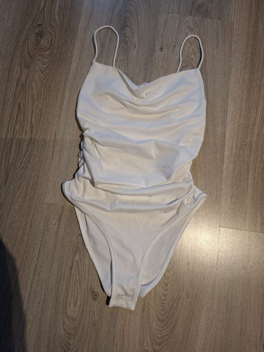 Body shein  s xs dekolt woda