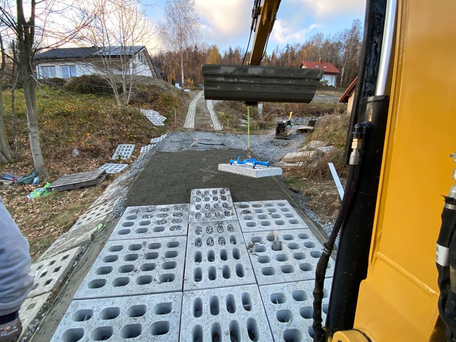 Drogi dojazdowe z płyt Jumbo # Utwardzanie Terenu , dróg
