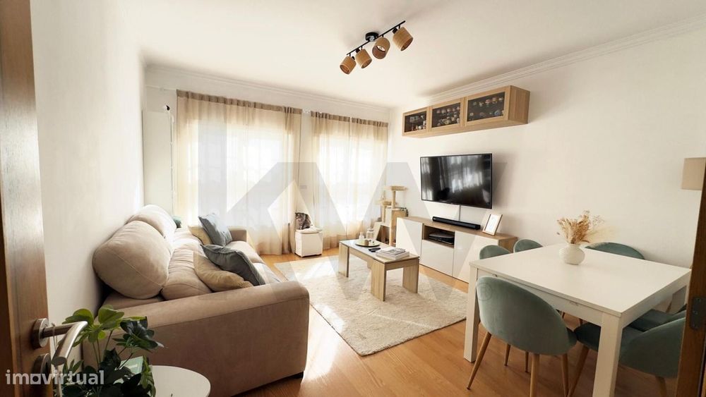 Apartamento T2 com 88 m2 em Belas, Sintra - com arrecadação e vaga de — Queluz E Belas, Lisboa