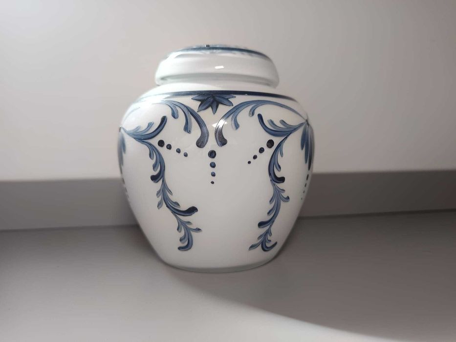 Jarra Decorativa em Vidro Pintado à Mão – Estilo Clássico Europeu