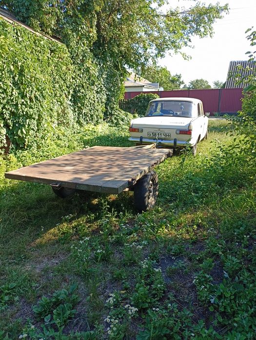 продам автомобіль москвич