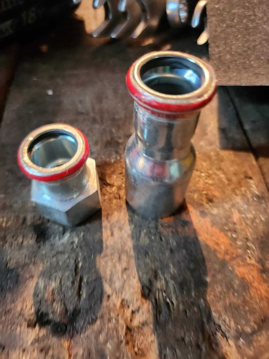 Kształtki  różne  wymiary.