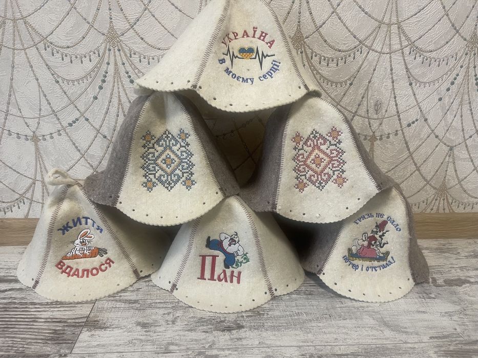 Шапки у сауну(баню),віник(дубовий),рукавиця і квадрат(100% шерсть)