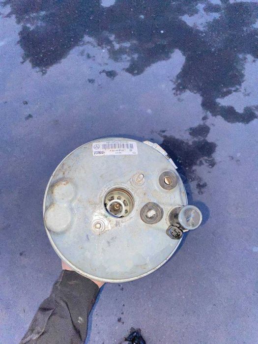 Вакумний підсилювач гальм+ бачок Мерседес w210 Вакумник