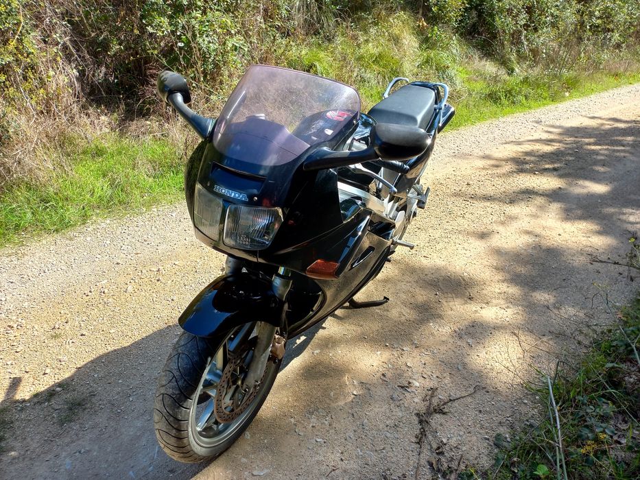 Vendo ou troco Honda vfr