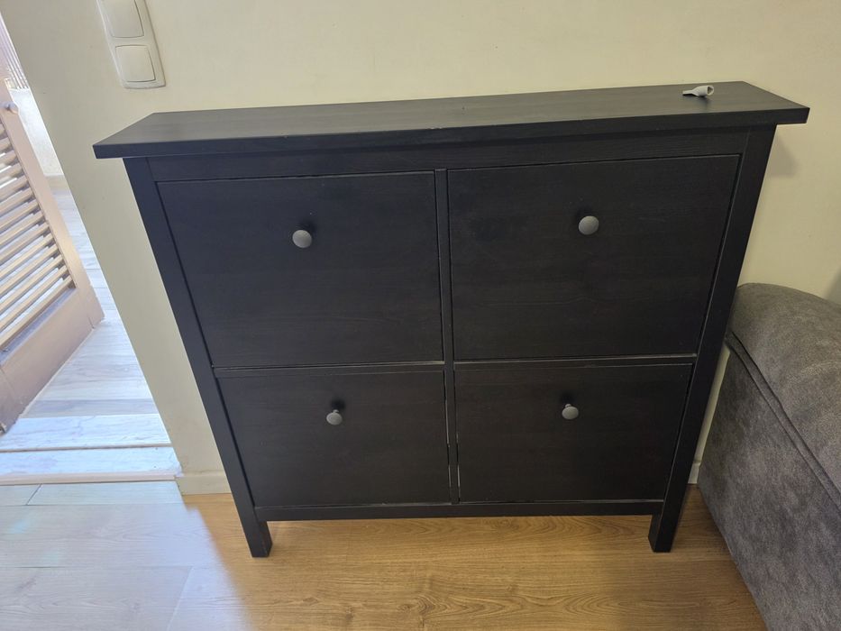 Sapateira Hemnes cor preta