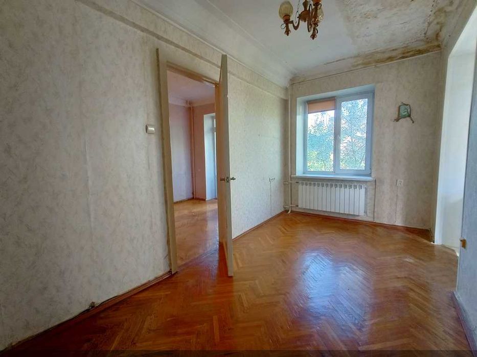 Продам 3-кімн квартиру 56м Печерськ Іоанна Павла ІІ, 19 Сталінка Лифт