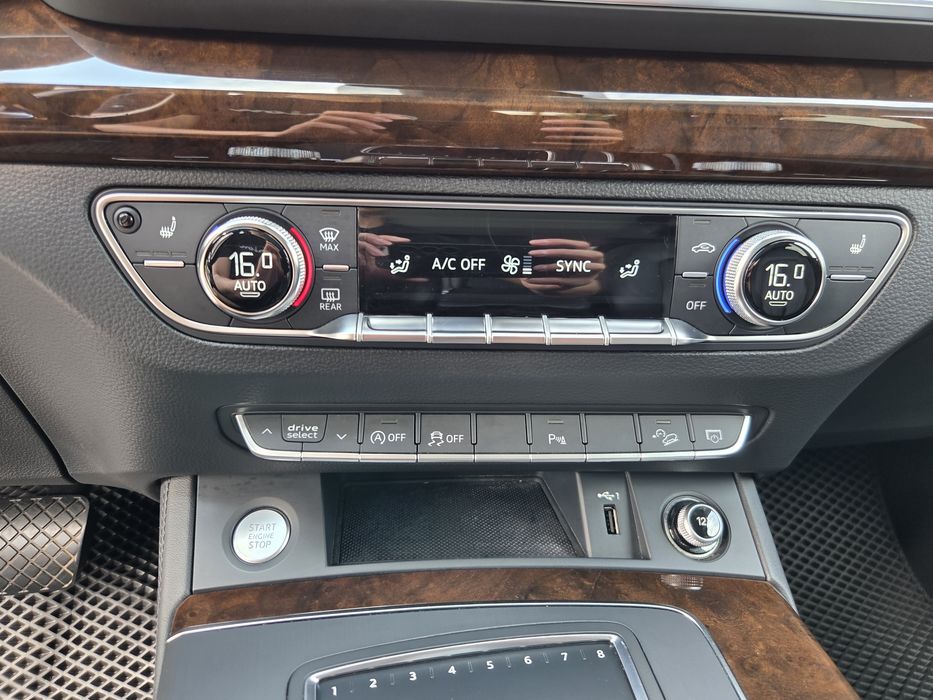 Audi Q5 2018 Premium Plus