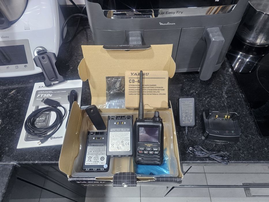Yaesu FT-5D with Accessories64740372961923126