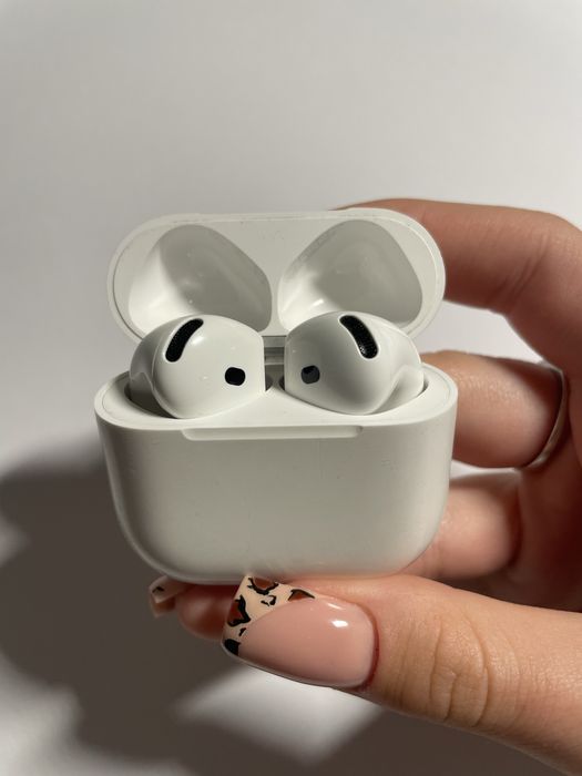 Sprzedam Airpods 4