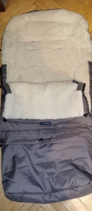 Теплий зручний конверт/чехол на овчині.