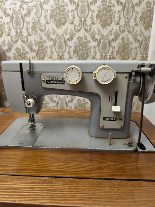 Швейні машини Подольськ і Чайка