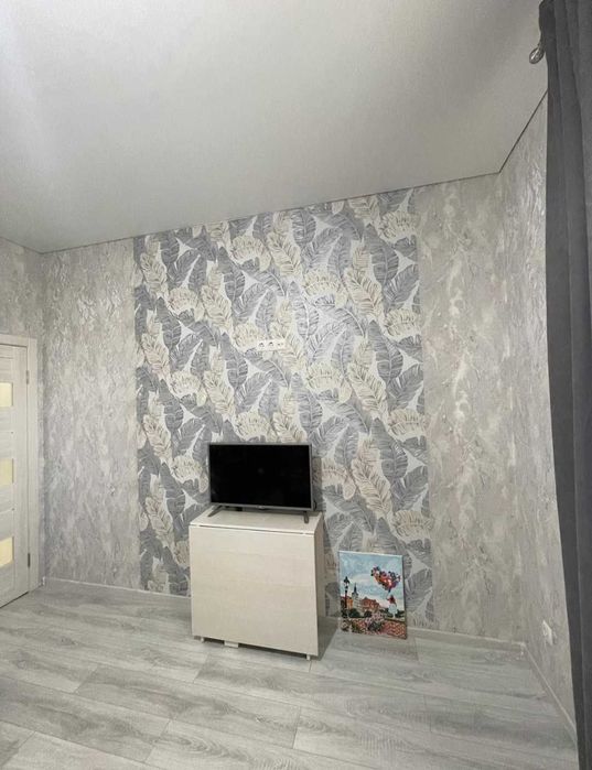 Продам добротный дом в  Великодолинском