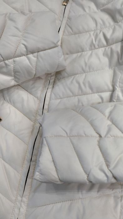 Куртка біла для нареченої /дружки весільна