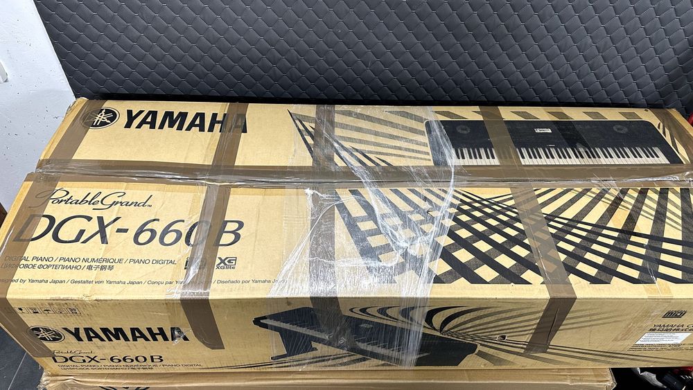 Цифрове піаніно Yamaha DGX-660