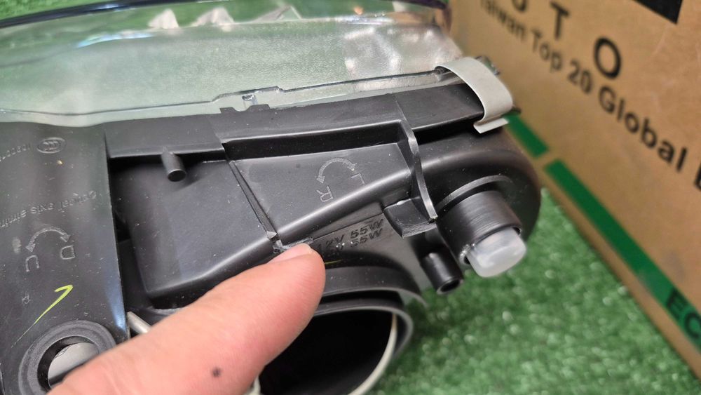 CITROEN XSARA 04.97-12.15-ÓTICA/FAROL DIR. NOVO DEPO 552.1114R.LD.EM