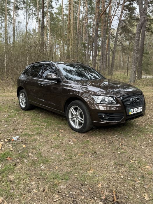 Продам Ауді Q5..