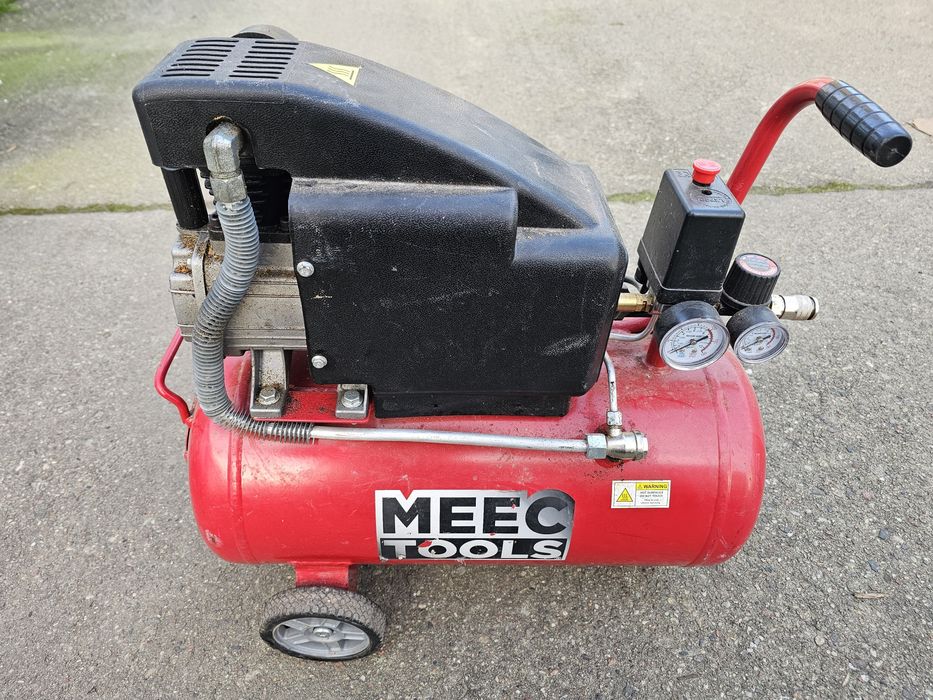 Kompresor olejowy 24L 1000W Meec Tools z