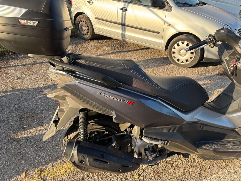 Moto Sym cruisym 125