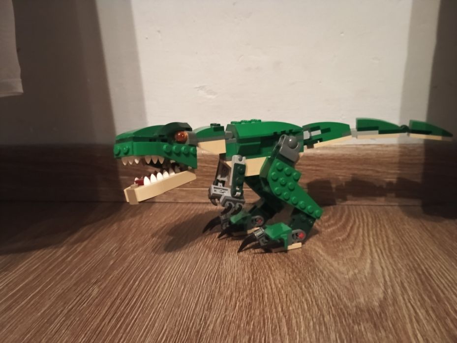 LEGO creator Dinozaur
