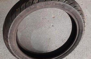 Pneu de mota 120/70R18 Michelin