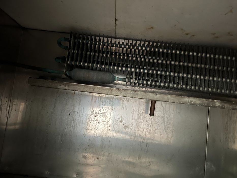 Vitrine Refrigerada em Inox e Vidro – Excelente Estado