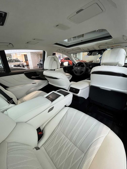 Transport VIP,Prywatny Kierowca,Samochód do ślubu,Wynajem,Taxi Premium