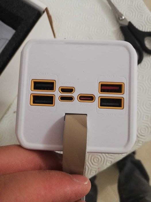 Powerbank de 100 000mAh (cem mil mAh)