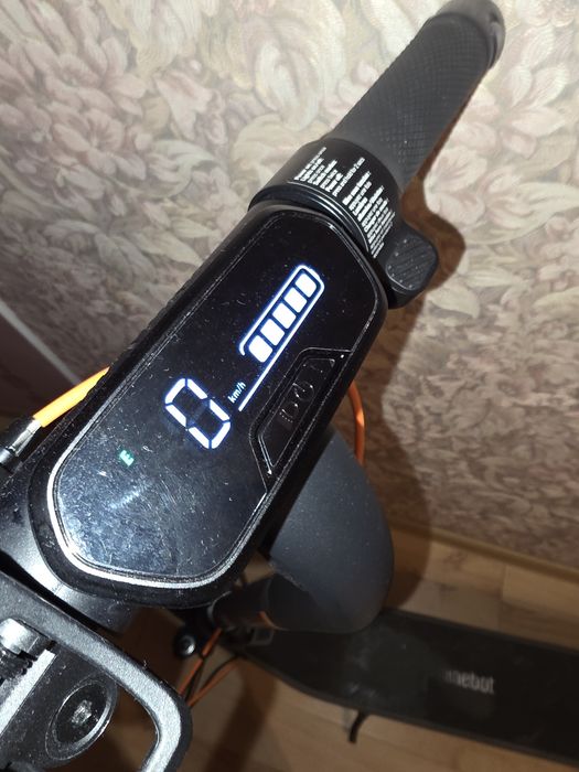 САМОКАТ NINEBOT Kickscooter E2 Plus