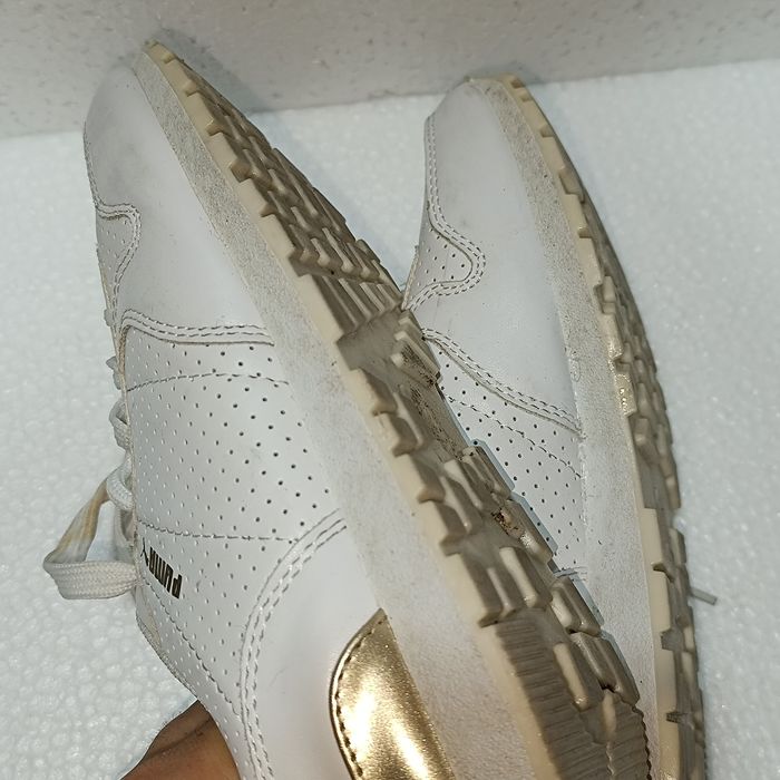 Sapatilhas Brancas Senhora tamanho 37