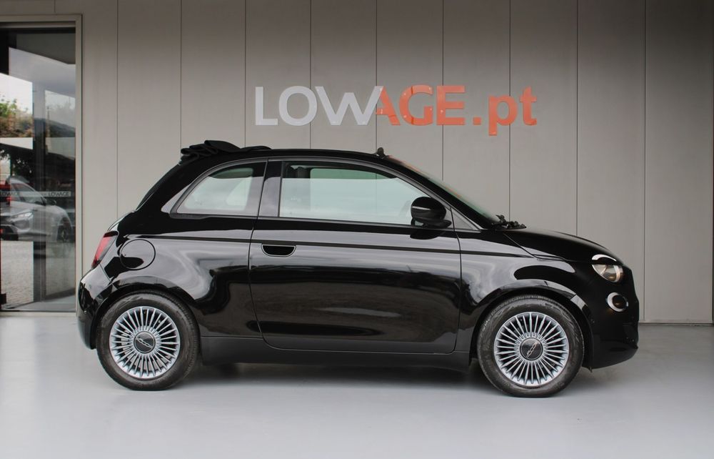 Fiat 500e C Icon433386258684989444
