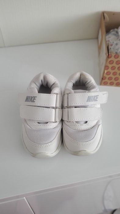 Кросівки Nike 24 р