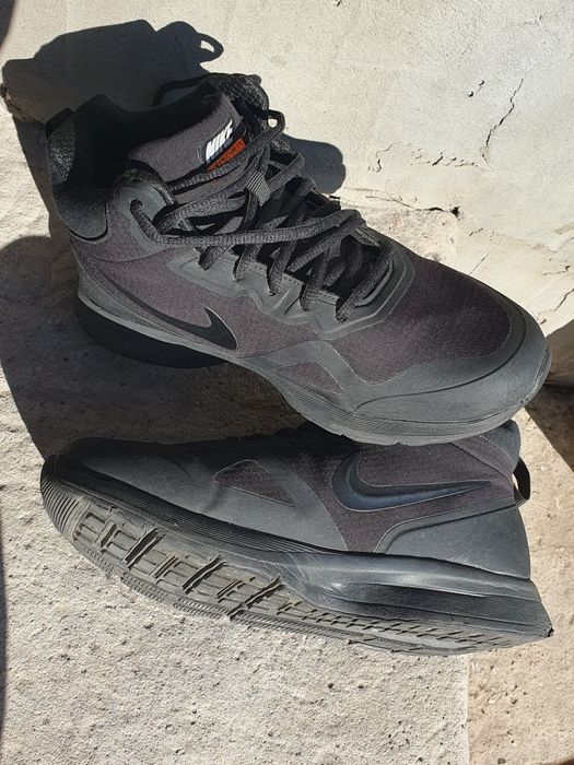 Продам кросівки Nike Zoom Structure 37x Gore-Tex Black