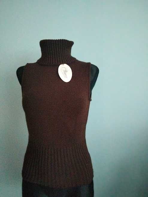 fajny bezrekawnik z golfem