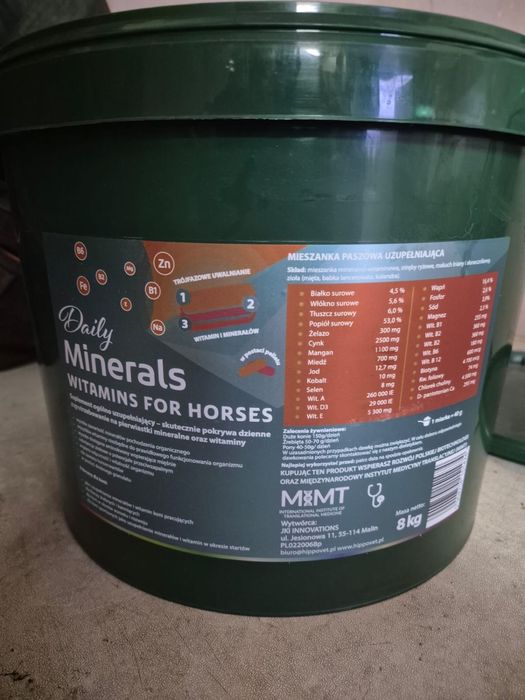 DAILY MINERALS – kompleks witamin i minerałów dla koni w każdym wieku