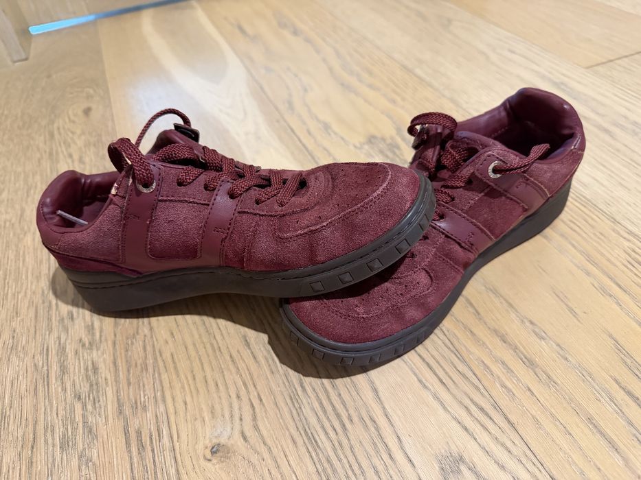 Продам Кросівки Guess