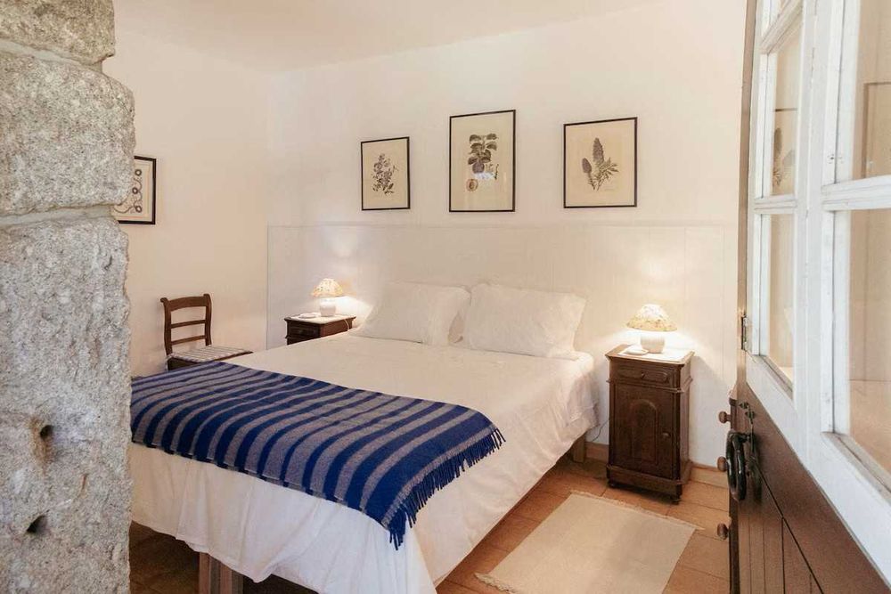 Excepcional Arrenda-se T1 mobilado em quinta com jardins | Amares 4720-427 | Setembro-Junho | Despesas incluídas