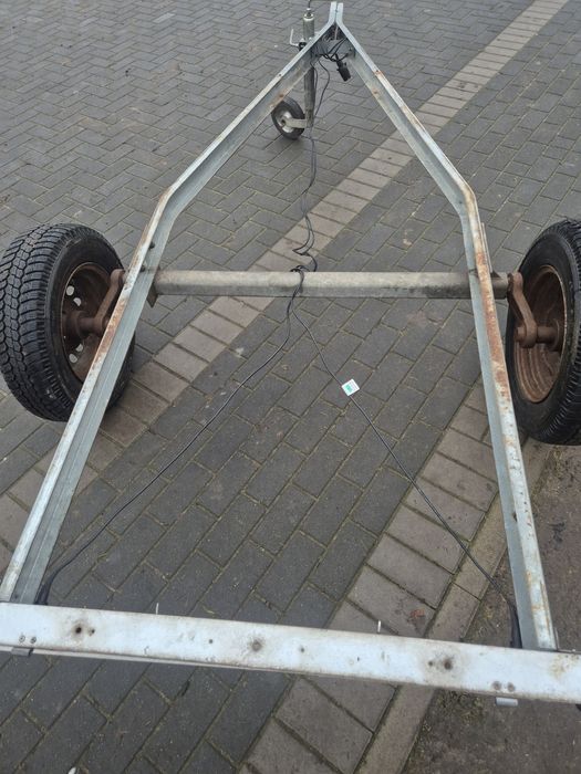 Przyczepka samochodowa 2x1.15  rama do dokończenia