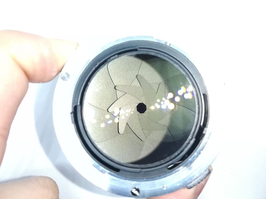 Olympus OM Zuiko 55mm 1.2 (rara - ler)