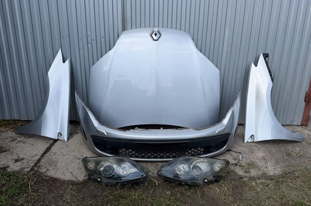 Передній бампер Renault Laguna 3 Gt Line колір сірий Ted69 розборка